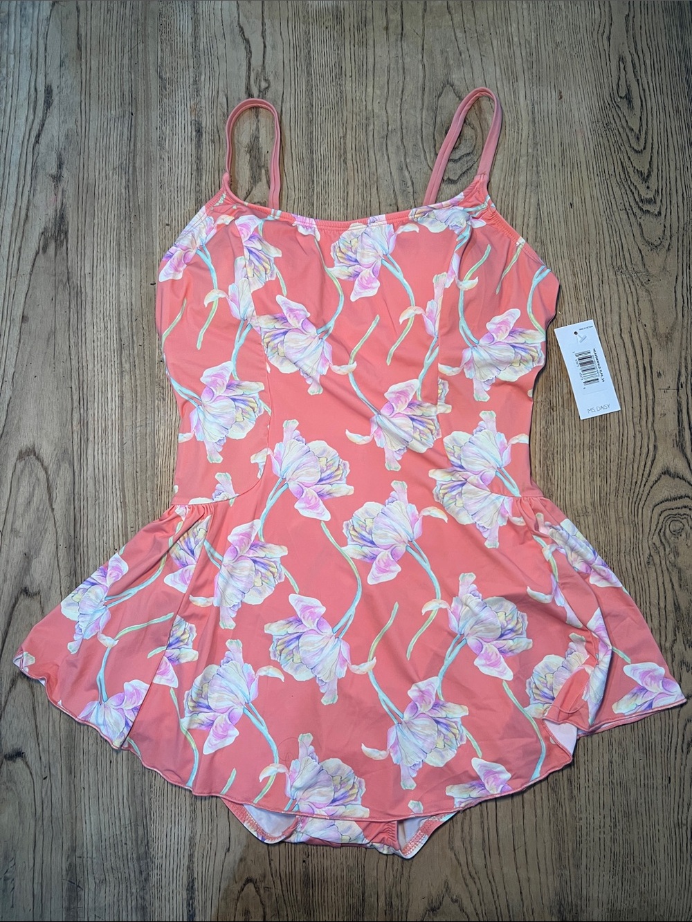 Peplum fully lined swimsuit adorable comfortable adjustable straps padded M\L